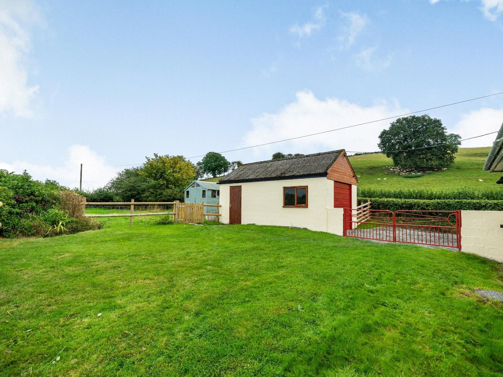 Meadowcroft Villa Bettws Disserth Exterior photo